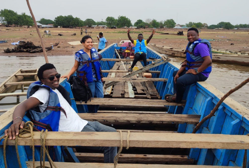 Visiting solar mini-grids on Lake Volta